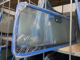Лобовое стекло на мерседес G/W 463 за 1 165 000 тг. в Алматы