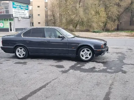 BMW 520 1995 года за 2 200 000 тг. в Тараз – фото 4