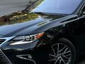 Lexus ES 250 2017 годаүшін16 400 000 тг. в Алматы – фото 3