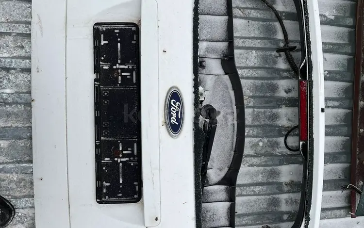 Ford Focus 2 крышка багажника за 1 777 тг. в Актобе