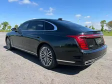 Hongqi h9, 2024