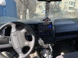 Volkswagen Golf 1994 годаfor650 000 тг. в Алматы – фото 4
