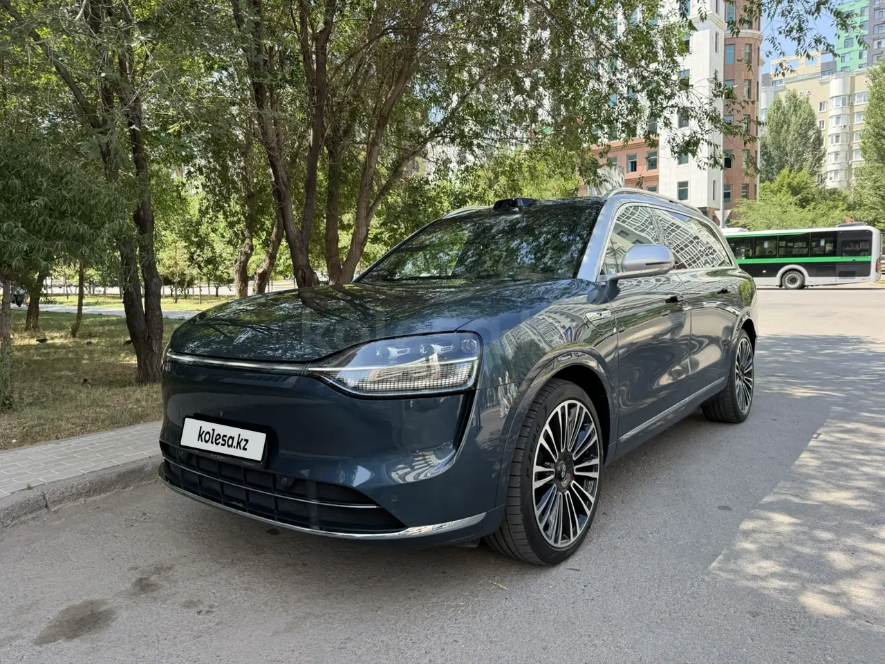 AITO m9, 2024