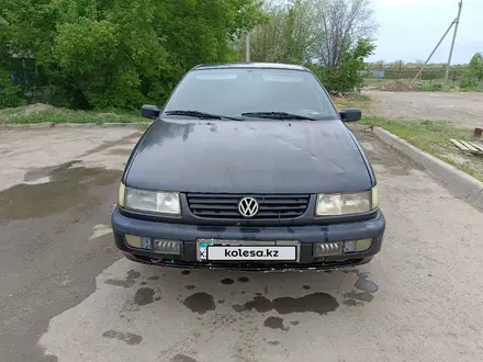 Volkswagen Passat 1994 года за 1 350 000 тг. в Уральск – фото 7