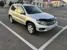 Volkswagen Tiguan, 2015