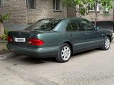 Mercedes-Benz E 200 1995 года за 2 200 000 тг. в Павлодар – фото 2