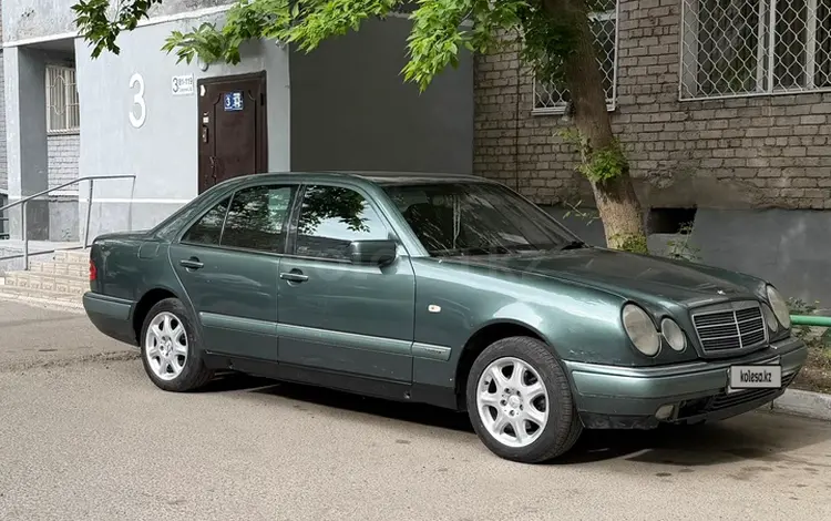 Mercedes-Benz E 200 1995 годаүшін2 200 000 тг. в Павлодар