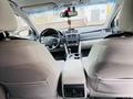 Toyota Camry 2014 года за 5 800 000 тг. в Атырау – фото 17