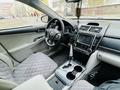 Toyota Camry 2014 года за 5 800 000 тг. в Атырау – фото 2