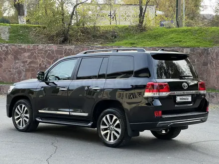 Toyota Land Cruiser 2016 года за 31 500 000 тг. в Алматы – фото 7