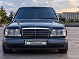 Mercedes-Benz E 320 1993 годаүшін4 300 000 тг. в Талдыкорган