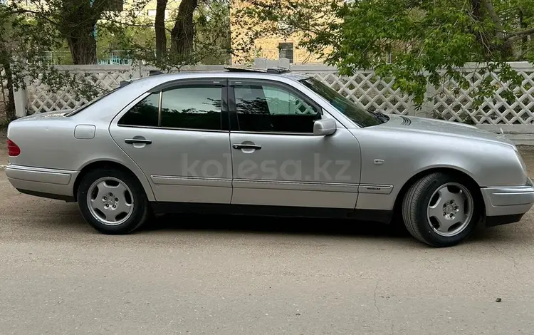 Mercedes-Benz E 320 1995 года за 3 000 000 тг. в Жезказган