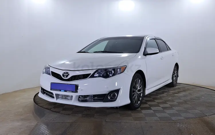 Toyota Camry 2012 года за 7 490 000 тг. в Актобе