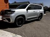 Toyota Land Cruiser Prado 2023 годаfor34 700 000 тг. в Астана – фото 2