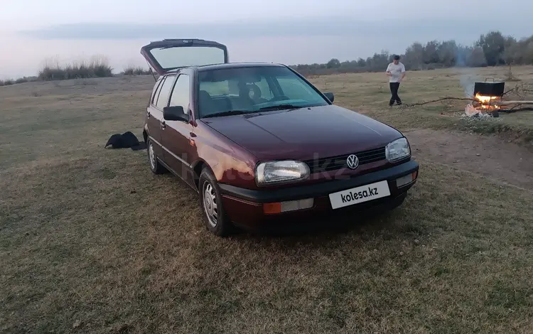 Volkswagen Golf 1995 годаүшін2 000 000 тг. в Тараз