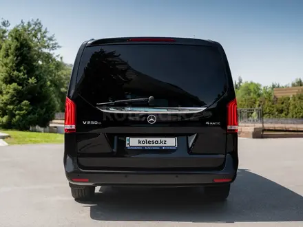Mercedes-Benz V 250 2016 года за 25 500 000 тг. в Алматы – фото 16