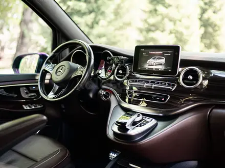 Mercedes-Benz V 250 2016 года за 25 500 000 тг. в Алматы – фото 19