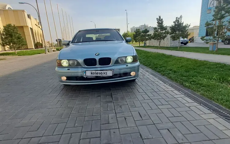 BMW 523 1998 годаfor4 200 000 тг. в Туркестан