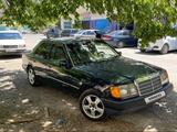 Mercedes-Benz E 200 1990 года за 1 500 000 тг. в Алматы