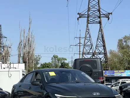 Hyundai Elantra 2024 года за 7 150 000 тг. в Бишкек – фото 3