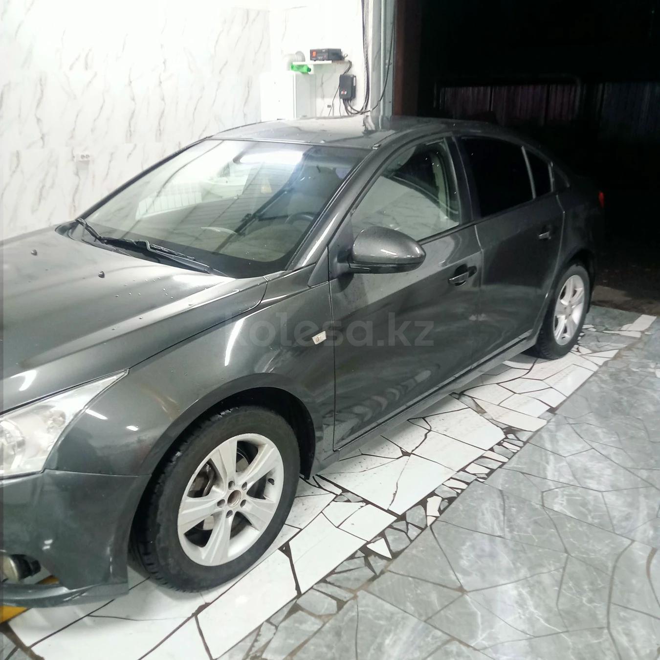 Chevrolet Cruze 2010 г.