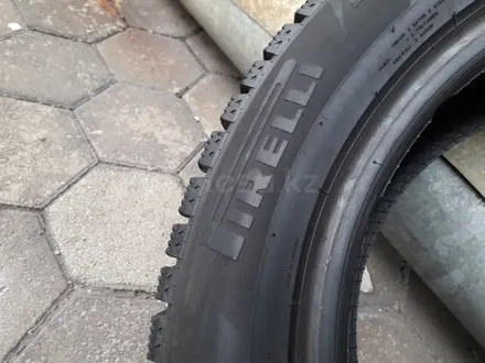 R 18 245/50 PIRELLI Ice Zero Run Flat шипаванное. за 35 000 тг. в Караганда