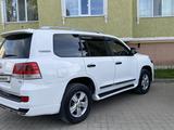 Toyota Land Cruiser 2011 года за 15 700 000 тг. в Актобе – фото 2