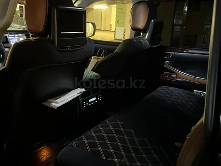 Lexus LX 570 2013 годаүшін25 500 000 тг. в Алматы – фото 13