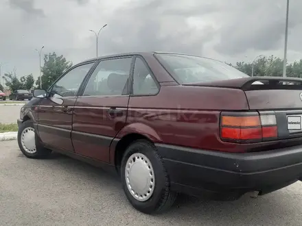 Volkswagen Passat 1992 года за 1 500 000 тг. в Тараз – фото 2