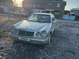 Mercedes-Benz E 280 1998 года за 2 500 000 тг. в Жайрем – фото 3