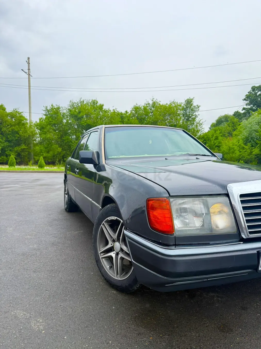 Mercedes-Benz E-Class, 1993