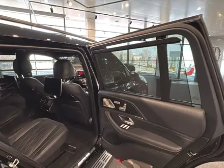 Mercedes-Benz GLS 63 AMG 4MATIC 2025 года за 138 000 000 тг. в Атырау – фото 12
