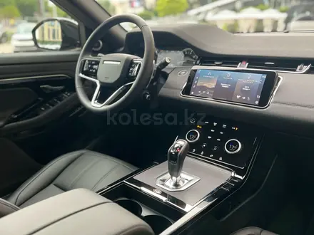 Land Rover Range Rover Evoque 2023 года за 30 558 000 тг. в Алматы – фото 9