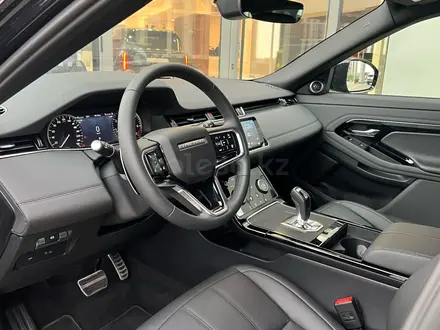 Land Rover Range Rover Evoque 2023 года за 30 558 000 тг. в Алматы – фото 18