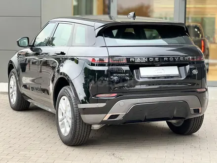 Land Rover Range Rover Evoque 2023 года за 30 558 000 тг. в Алматы – фото 6