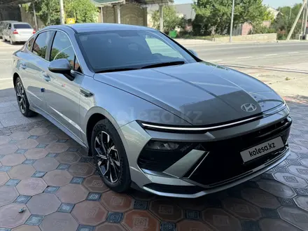 Hyundai Sonata 2024 года за 11 500 000 тг. в Шымкент – фото 3