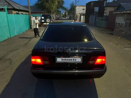 Mercedes-Benz E 200 1999 года за 3 350 000 тг. в Павлодар – фото 10