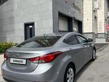 Hyundai Elantra 2015 года за 5 350 000 тг. в Шымкент – фото 3