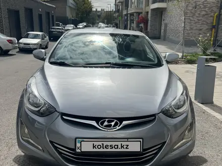 Hyundai Elantra 2015 года за 5 350 000 тг. в Шымкент – фото 2