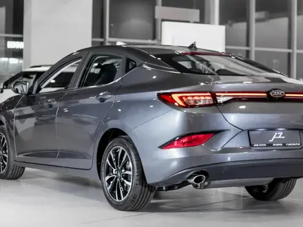 JAC J7 Luxury CVT 2025 года за 6 990 000 тг. в Астана – фото 2