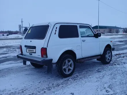 ВАЗ (Lada) Lada 2121 2013 года за 2 000 000 тг. в Актобе – фото 4