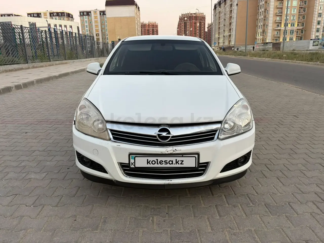 Opel Astra, 2010