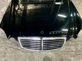 Капот на Mercedes w211 в сборе за 80 000 тг. в Алматы