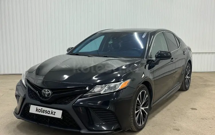 Toyota Camry 2019 года за 9 337 000 тг. в Астана
