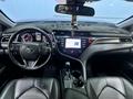 Toyota Camry 2019 года за 9 337 000 тг. в Астана – фото 8