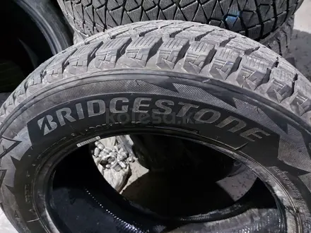 225/60R17 Bridgestone BLIZZAK DM-V2 за 90 000 тг. в Алматы – фото 4