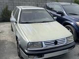 Volkswagen Vento 1992 года за 1 500 000 тг. в Алматы