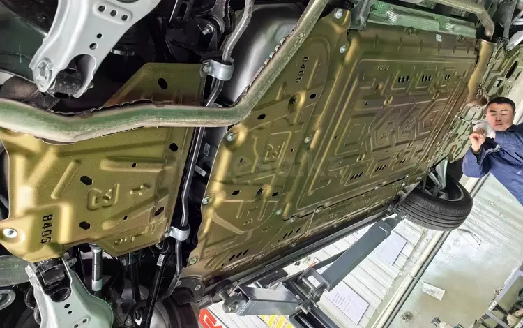 Оригинальная защита днища, алюминиево-магниевый сплав, 2, 0 мм за 168 700 тг. в Алматы