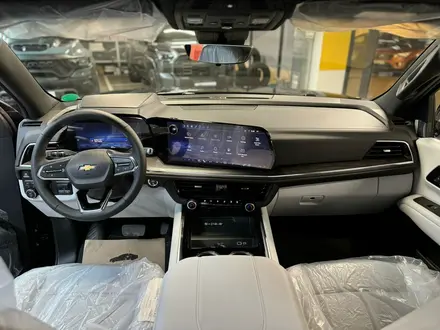 Chevrolet Tahoe Premier 2025 года за 49 900 000 тг. в Алматы – фото 13