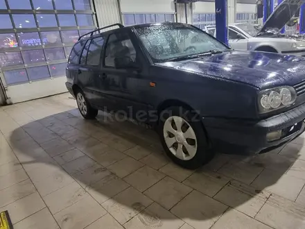 Volkswagen Golf 1996 года за 1 000 000 тг. в Костанай – фото 3